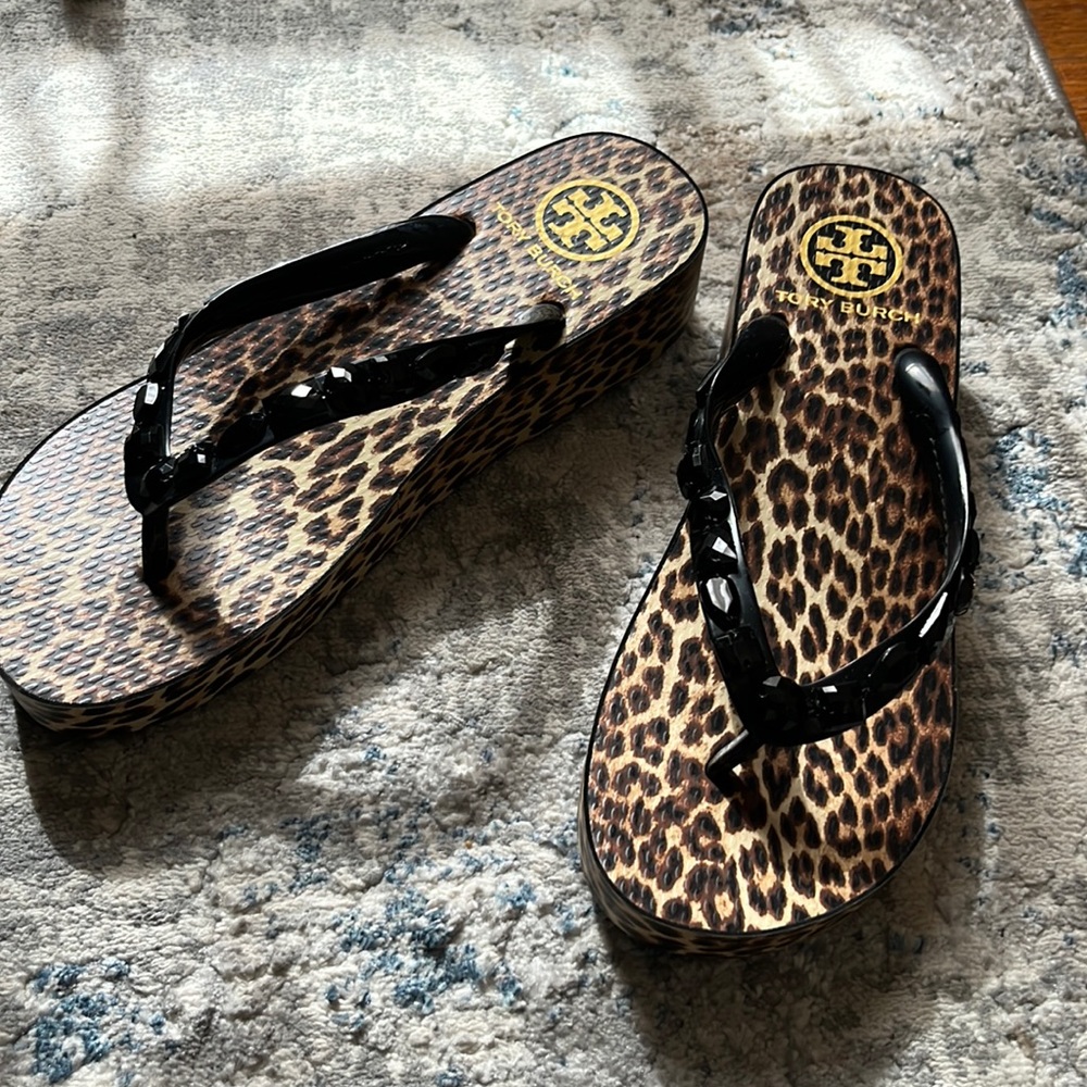 Tory Burch flip flops-Never worn!
